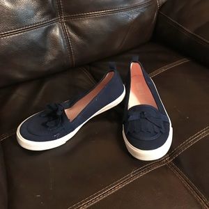 Girls navy slip on shoes great for uniform size 4